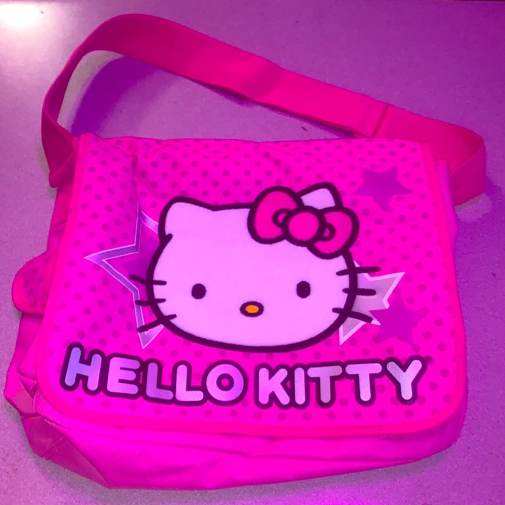 Hello kitty Sanrio travel purse bag with pockets, zipper and adjustable strap